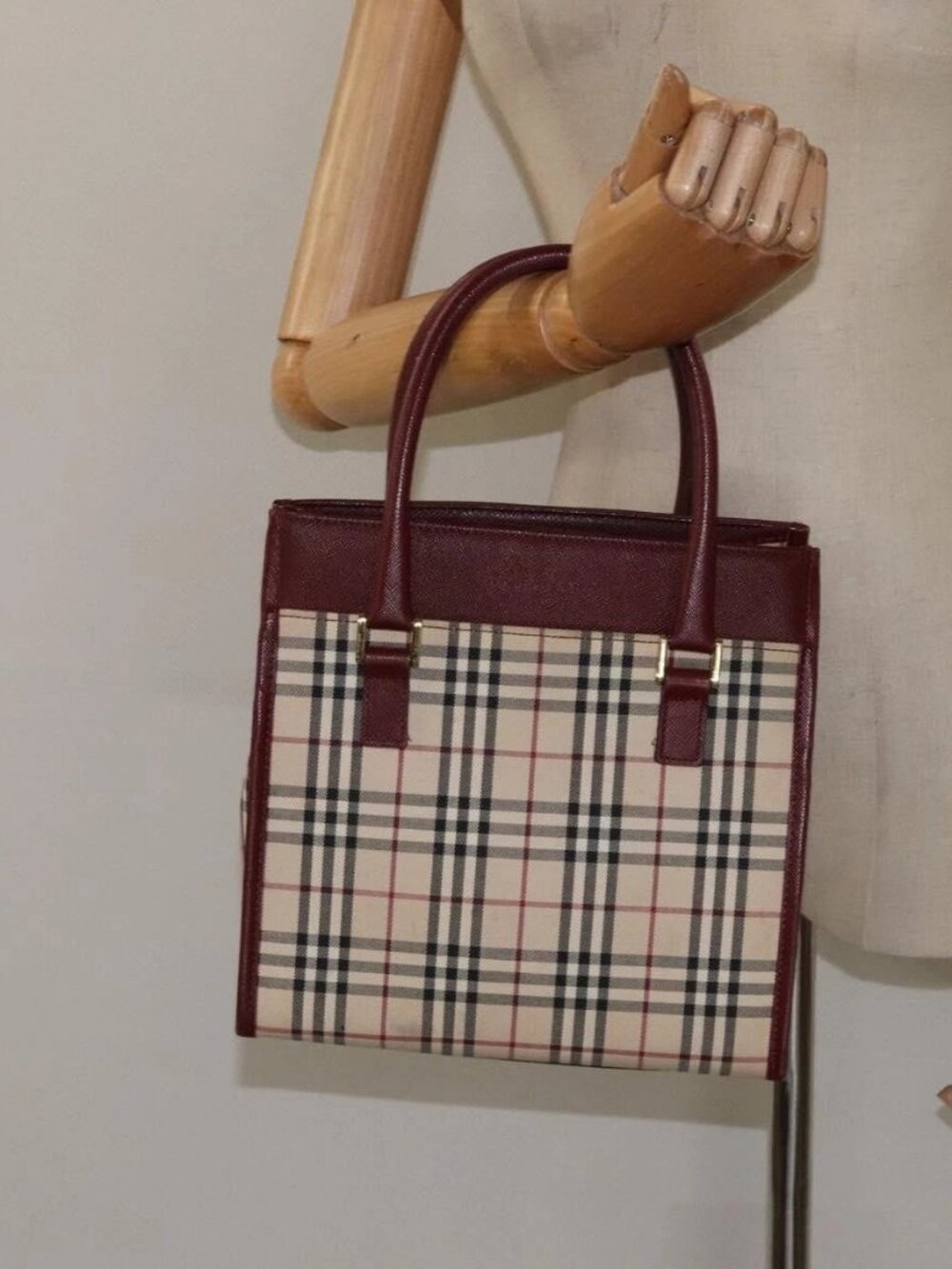 BURBERRY Nova Check Hand Bag Canvas Beige Gold Auth 126305 - Picture 16 of 16